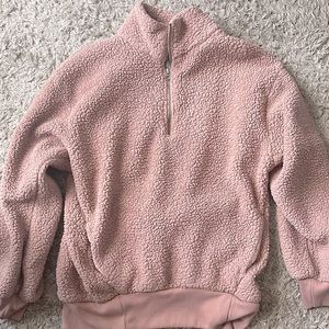 Light pink Sherpa sweatshirt. Size medium